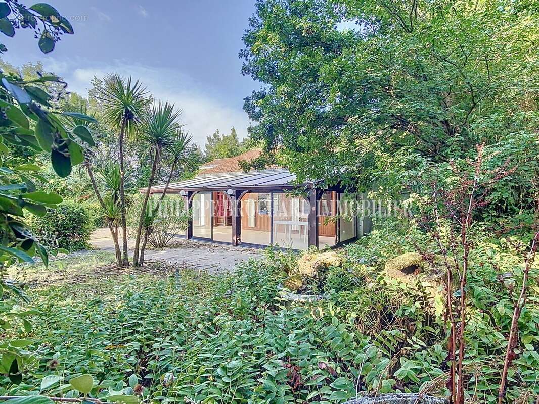 Maison à MOUTIERS-SUR-LE-LAY