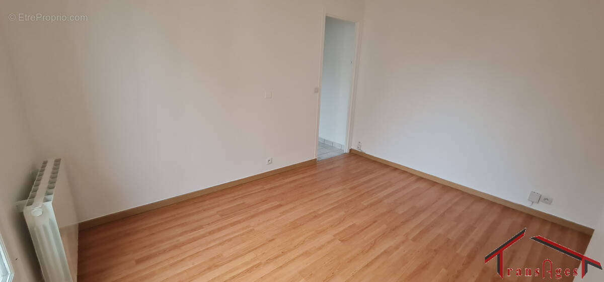Appartement à MONTROUGE