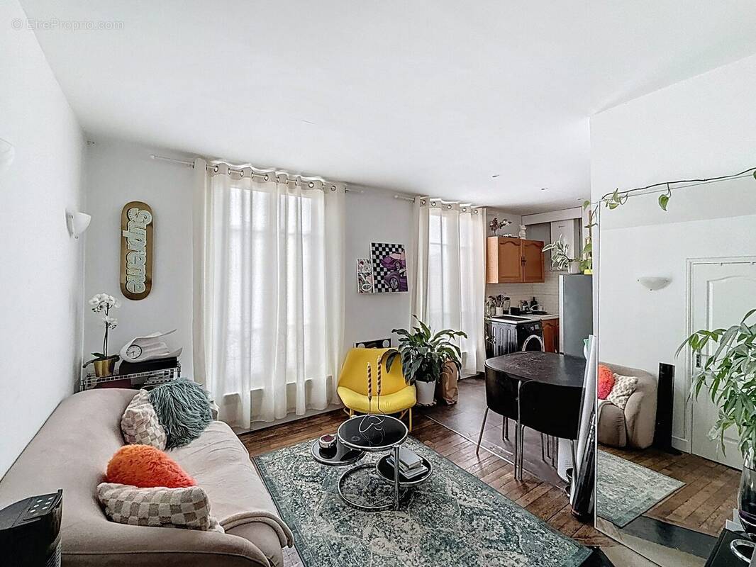 Appartement à MAISONS-ALFORT