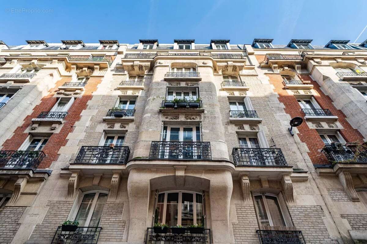 Appartement à PARIS-19E