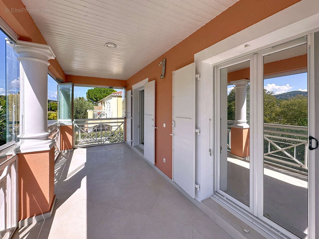 Maison à ANTIBES