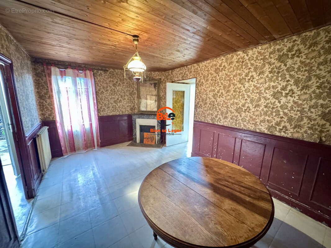 Maison à CHATEAUGAY