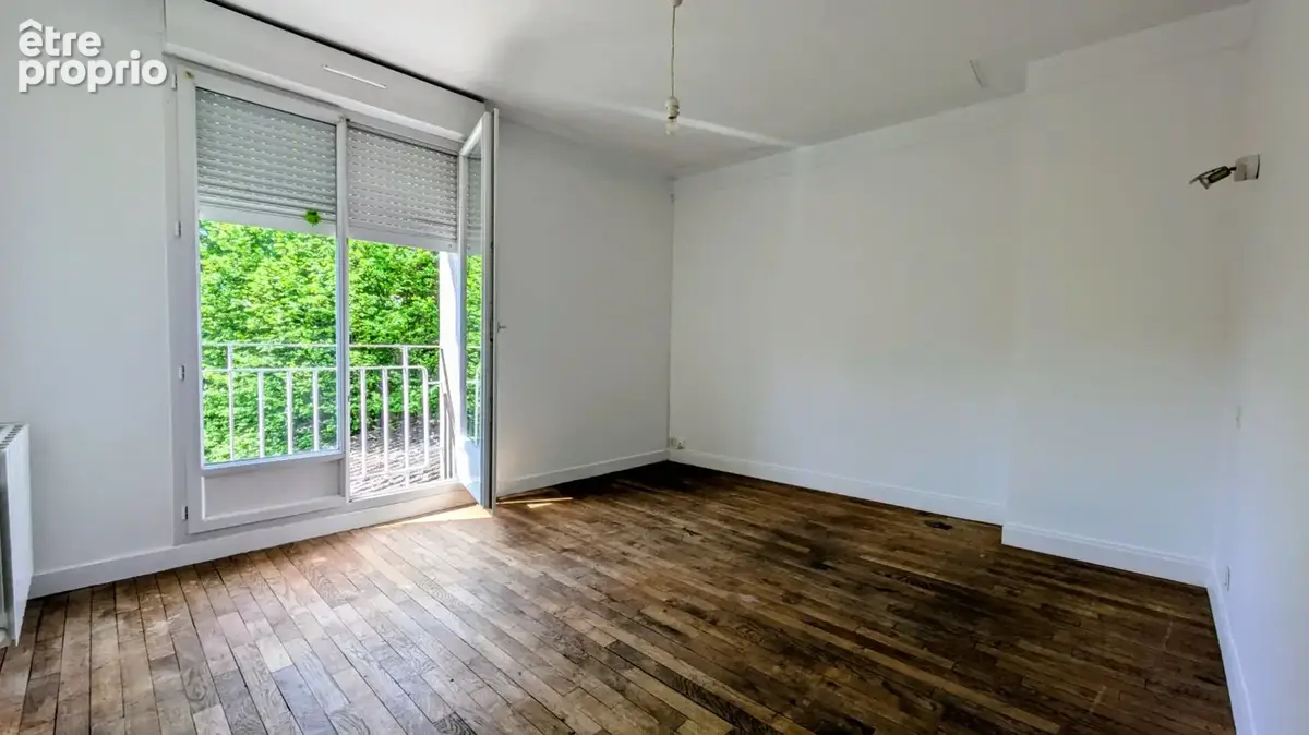Maison + local commercial - photo 9