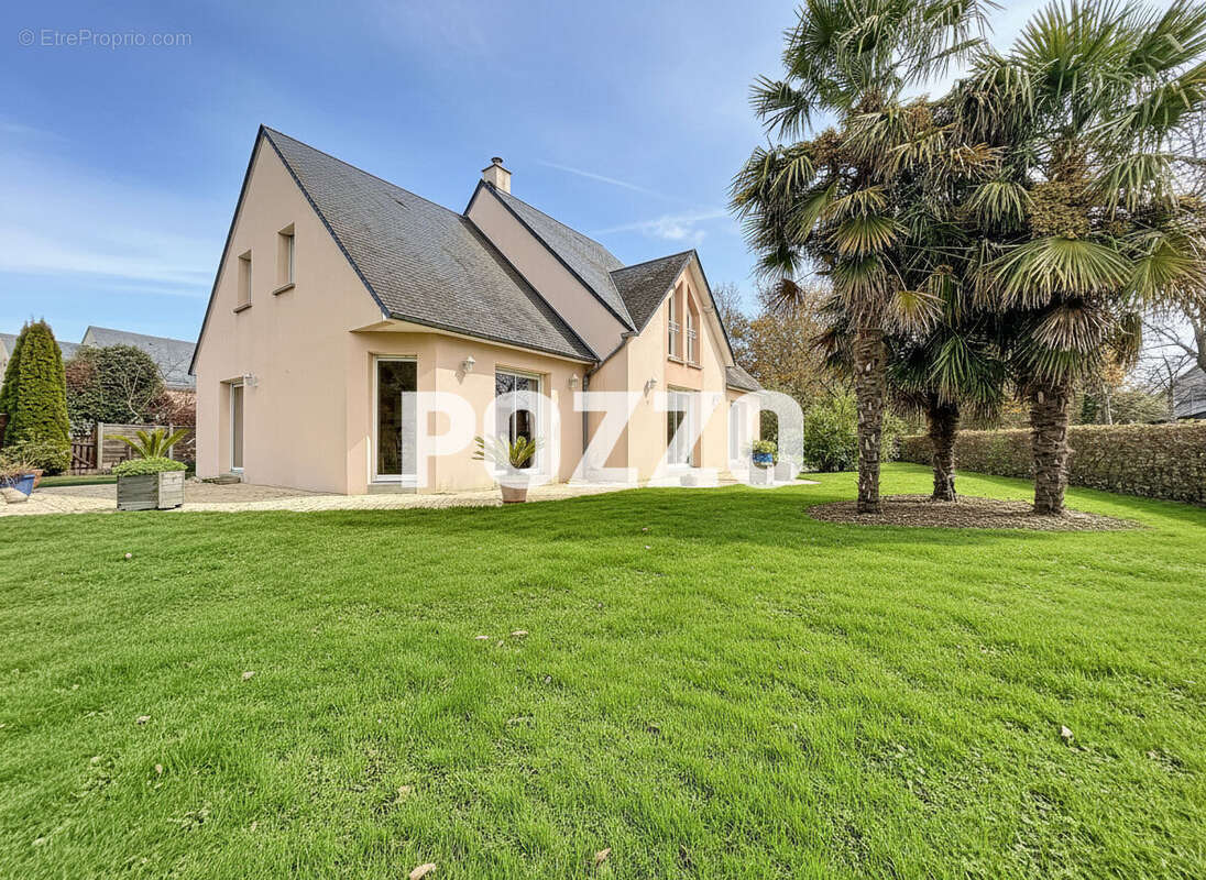 Maison 177 m² à Brehal  - photo 2