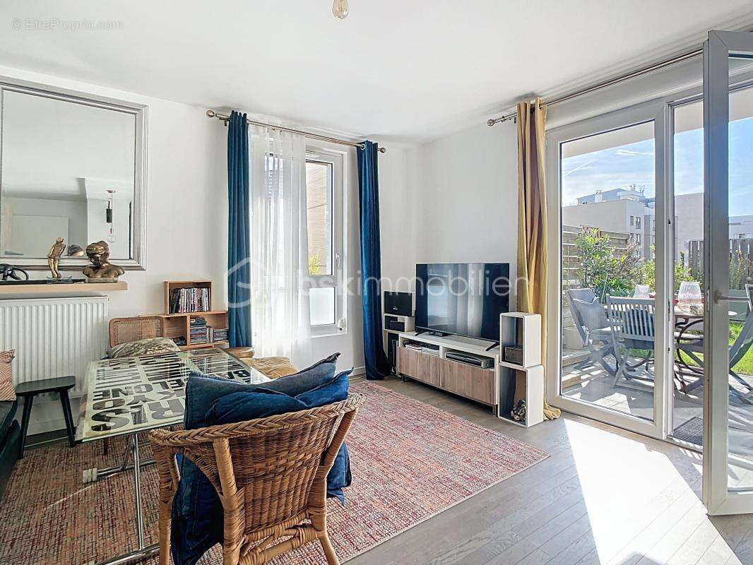 Appartement à NANTERRE