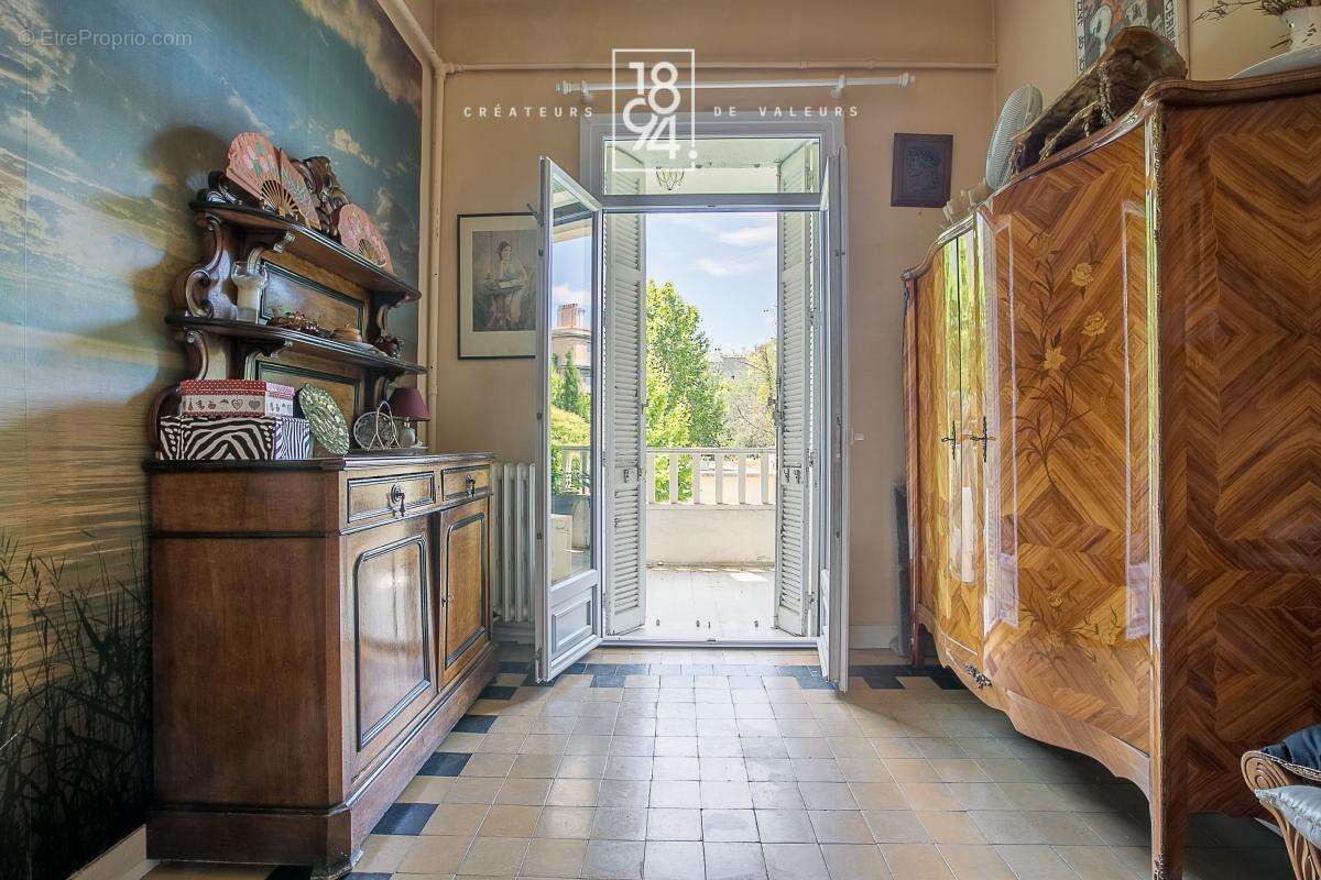 Appartement à MARSEILLE-8E