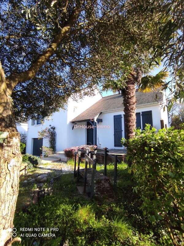 Maison à SAINTE-LUCE-SUR-LOIRE