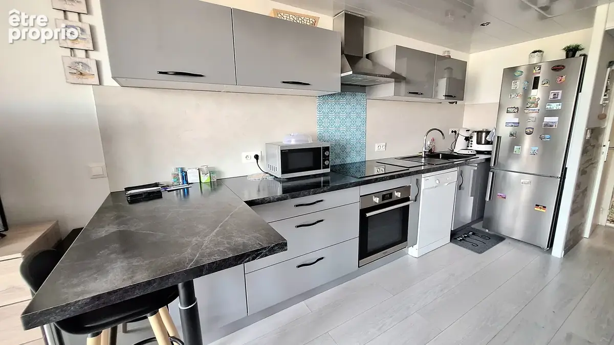 LE CAP D'AGDE - RICHELIEU - Appartement T2 rénové avec loggia - vue Port - ascenseur et piscine - photo 4
