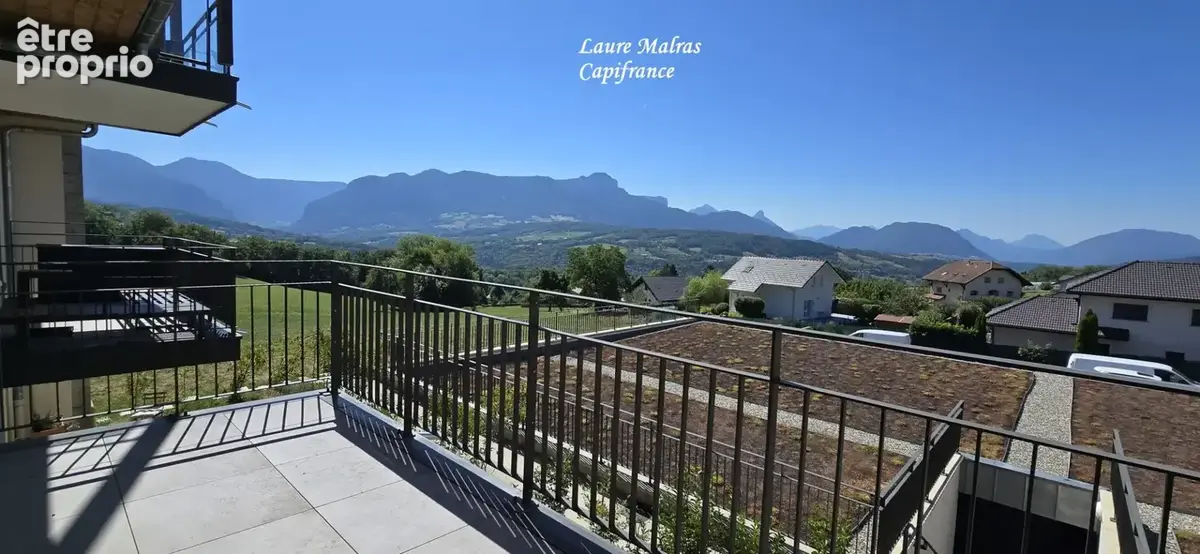 GROISY – A vendre beau T2 avec balcon, vue montagnes, cave, 2 stationnements privatifs - photo 4
