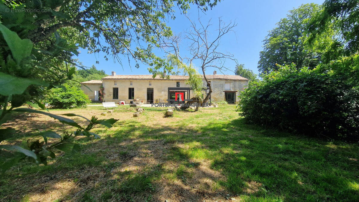 Maison à SAINT-ANDRE-DE-CUBZAC
