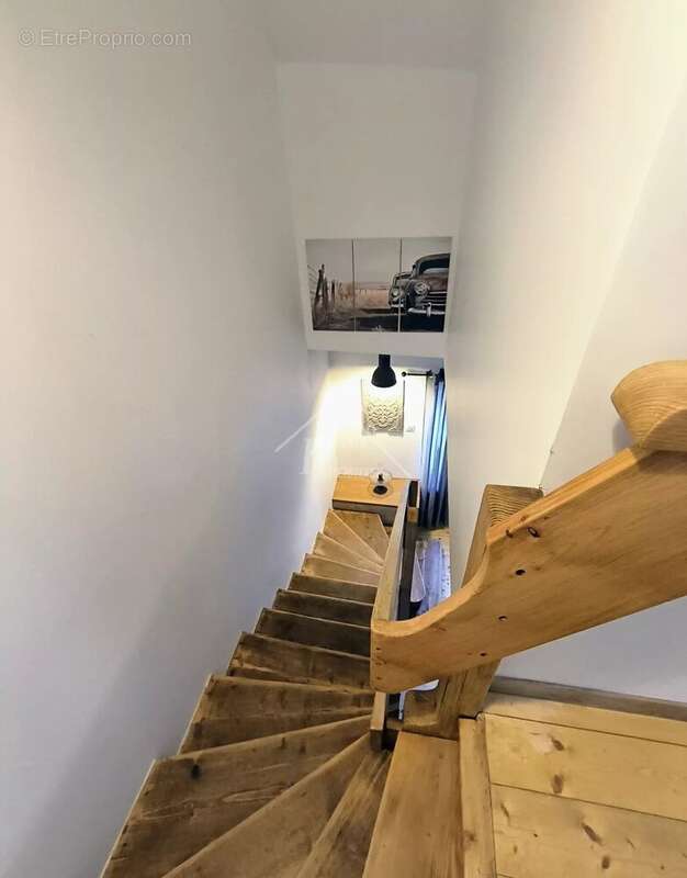 Maison à MONTAIGUT