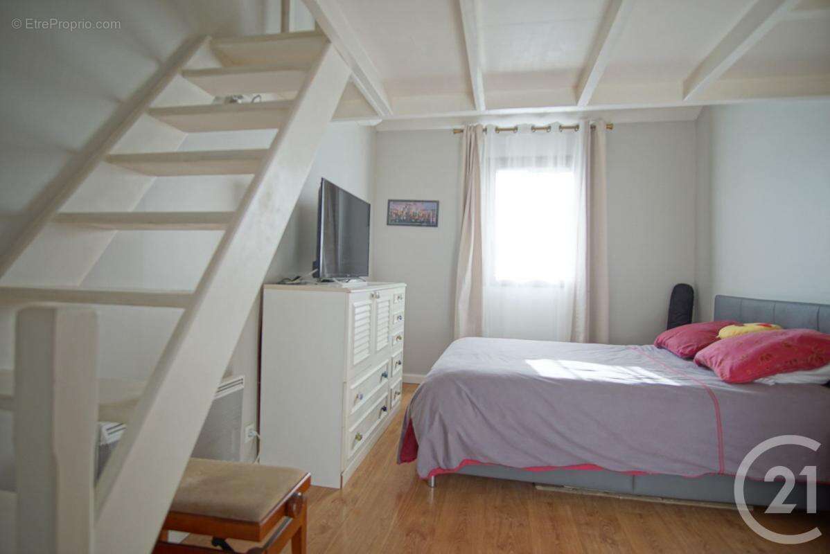 Maison à BONNEUIL-SUR-MARNE