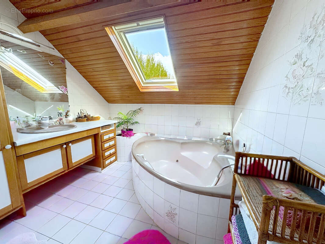 Maison à NOISY-LE-GRAND