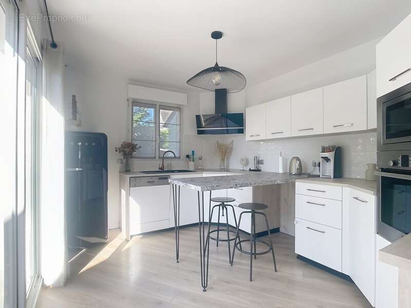 Monts – Maison familiale 4 chambres  avec piscine – Vente Interactive à partir de 349 999 €* - photo 7