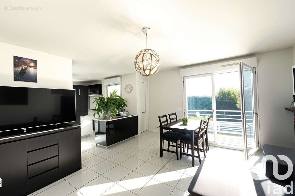 Photo 6 - Appartement à SAINT-GERMAIN-LES-CORBEIL