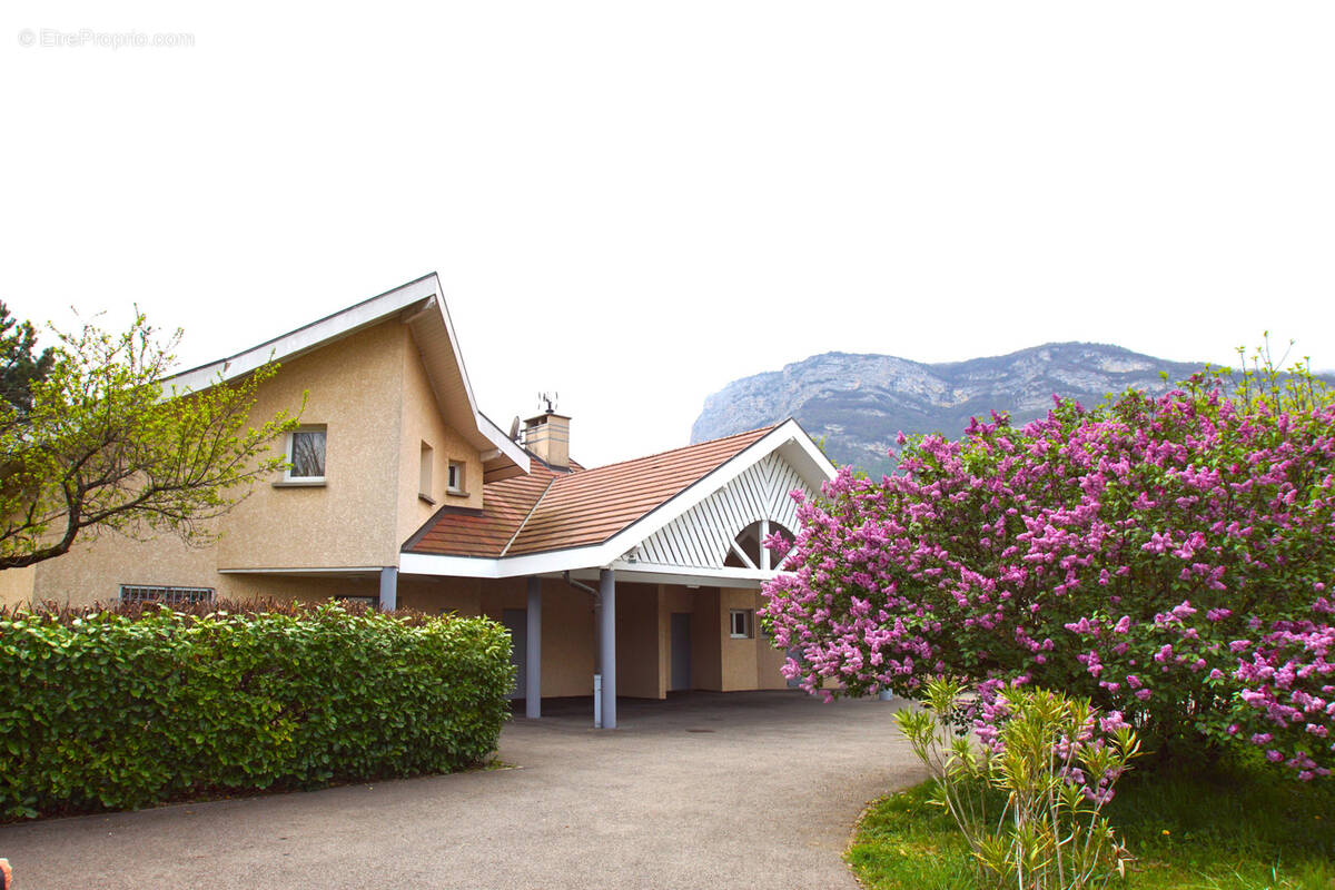 Maison à VARCES-ALLIERES-ET-RISSET