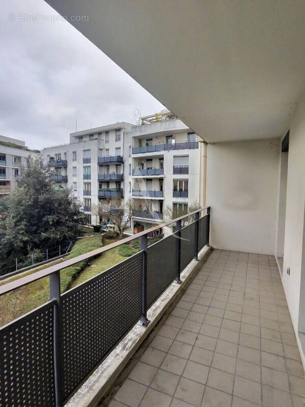 Appartement à LYON-7E