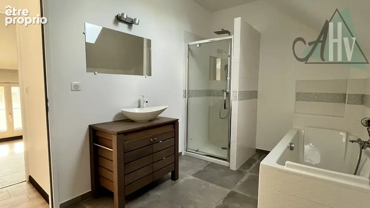 Longère briarde rénovée - 4 chambres - Terrain 130 m2 - photo 15