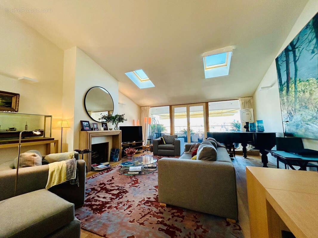 Appartement à MARSEILLE-7E