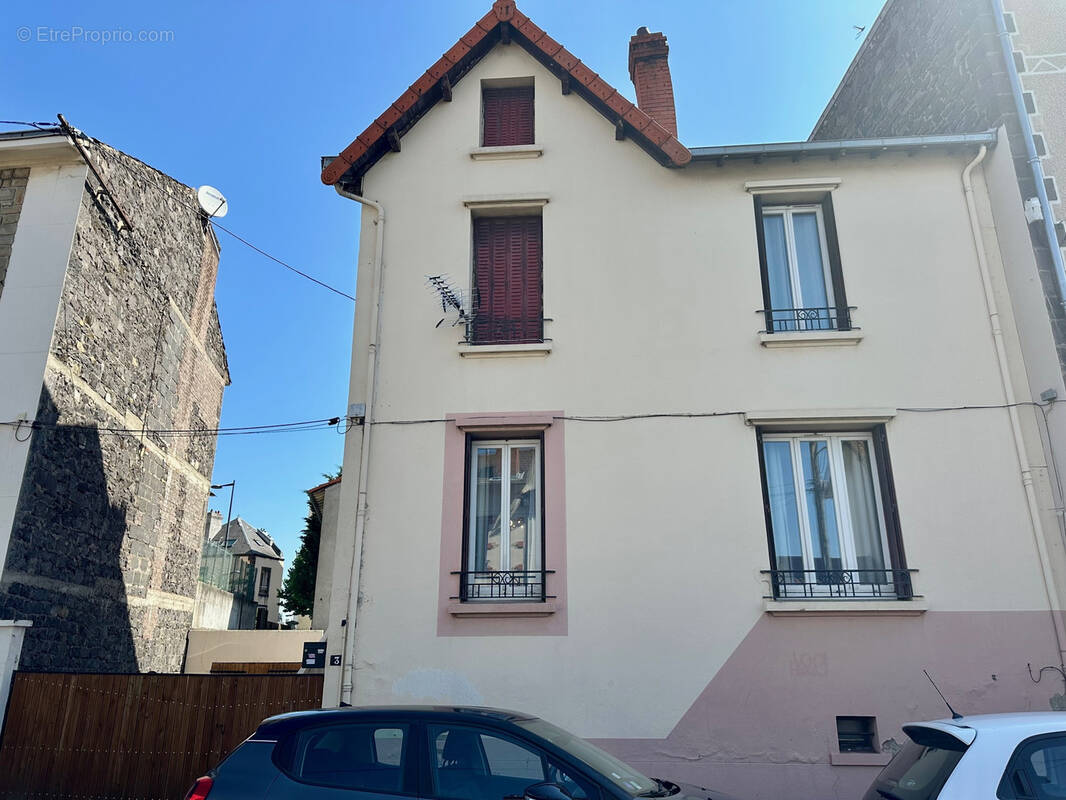 Maison à CLERMONT-FERRAND