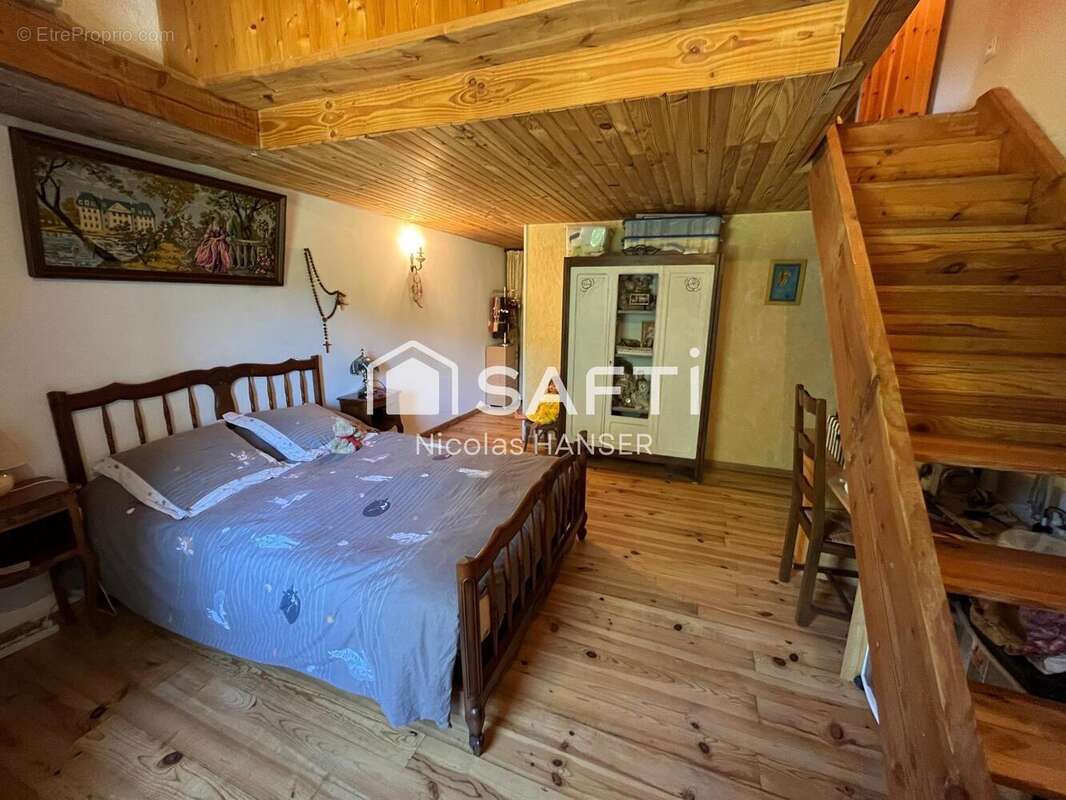 Maison 139 m² à Saint-Andre-De-Lancize  - photo 5