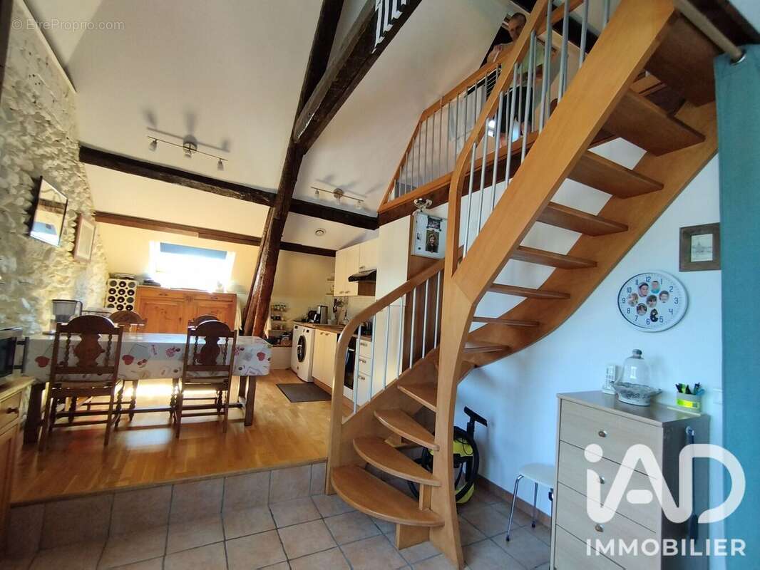 Appartement 64 m² à Laruns  - photo 5