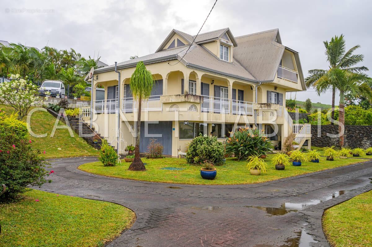 Maison à PETITE-ILE