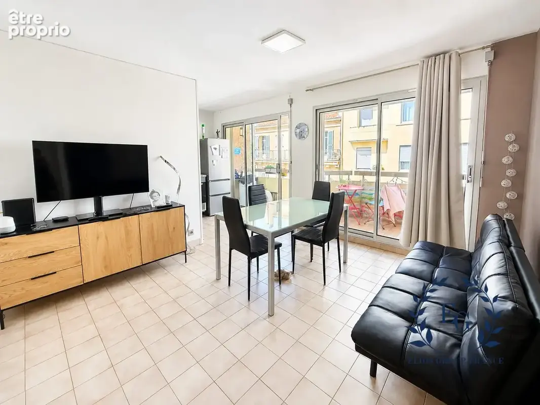 Appartement 2 pièces 40 m² à vendre à Marseille-7e (13007) - photo 2