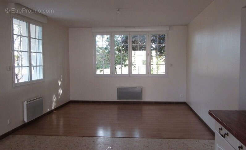 Appartement à SAINTES