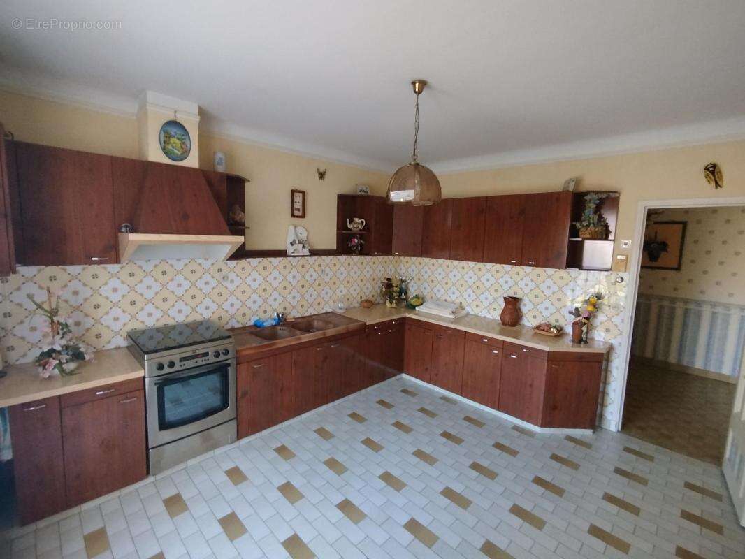 Maison à LA SUZE-SUR-SARTHE