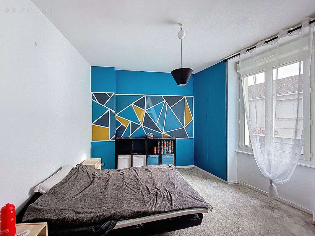 Maison à MORTAGNE-SUR-SEVRE