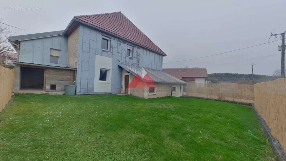 Maison à FORT-DU-PLASNE