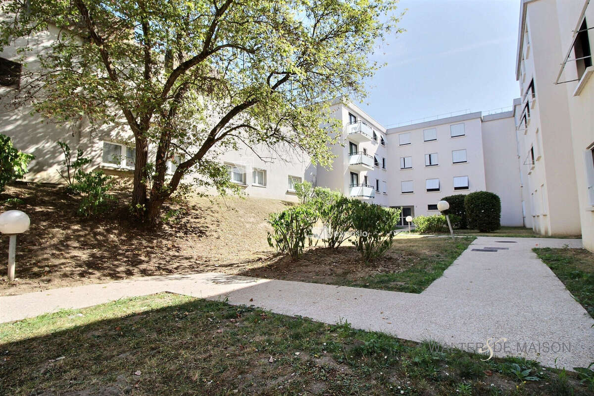 Appartement à LE CHESNAY