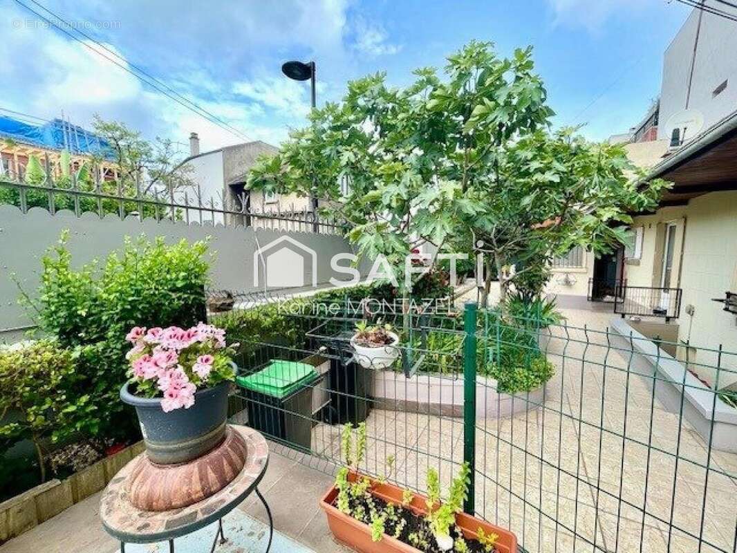 Photo 2 - Maison à IVRY-SUR-SEINE