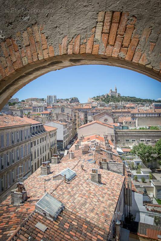 Appartement à MARSEILLE-6E