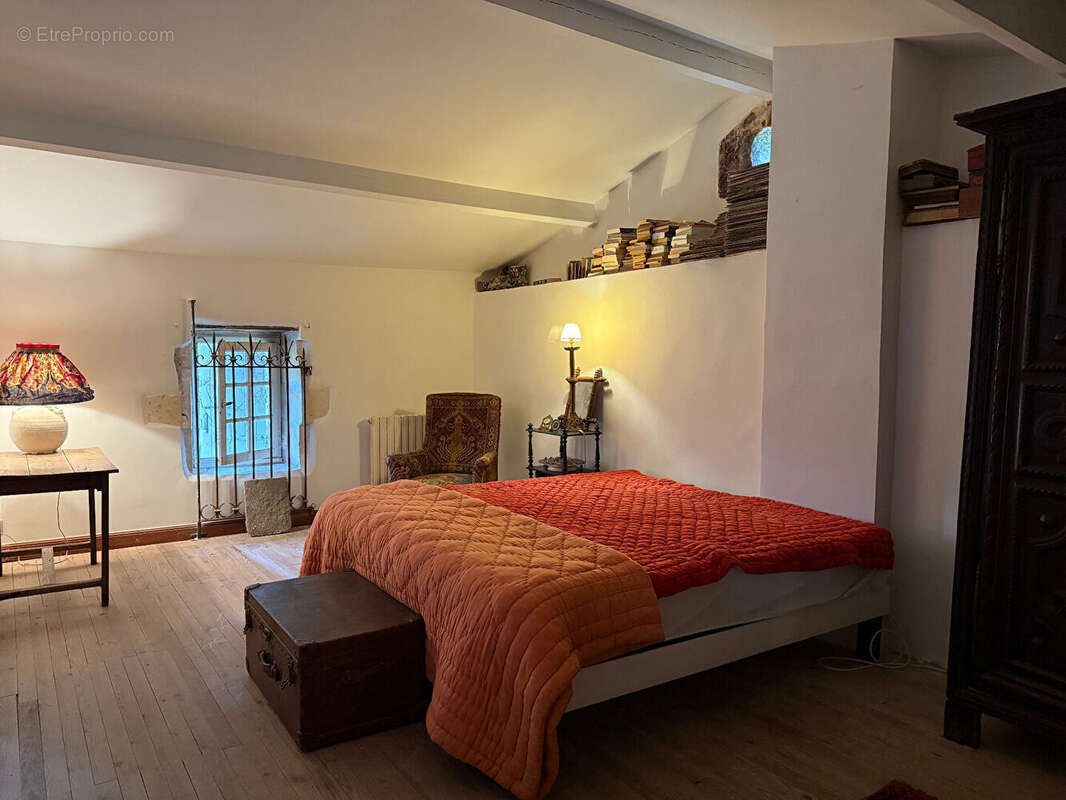 Maison de pays sur parc avec piscine - photo 8