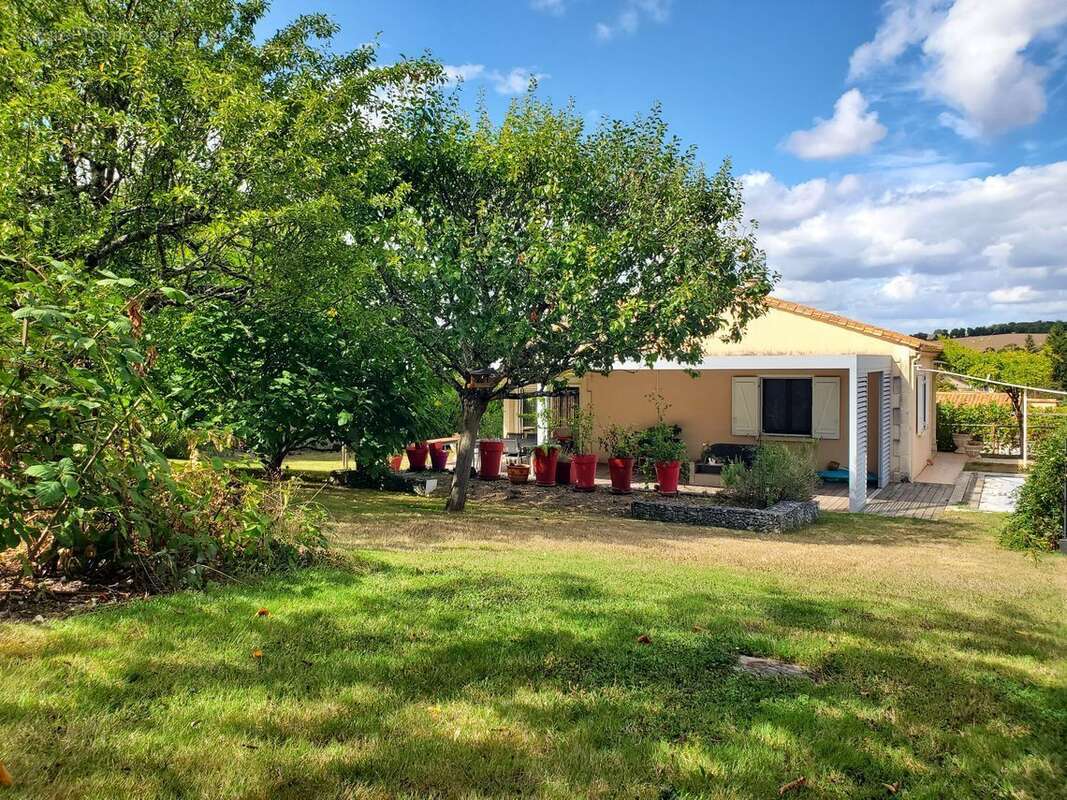 Photo 4 - Maison à CHAMPNIERS