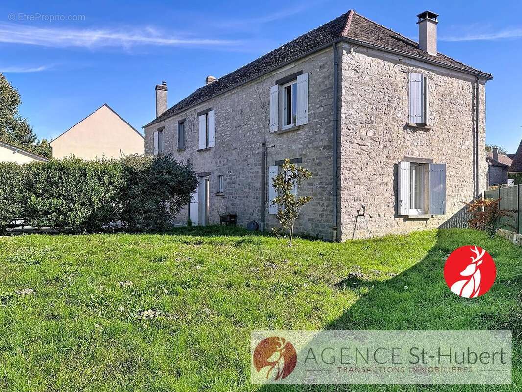 Maison à NOISY-SUR-ECOLE