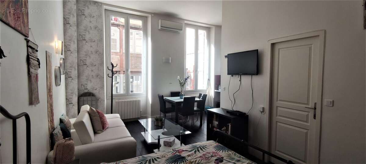 Commerce à MARSEILLE-1E