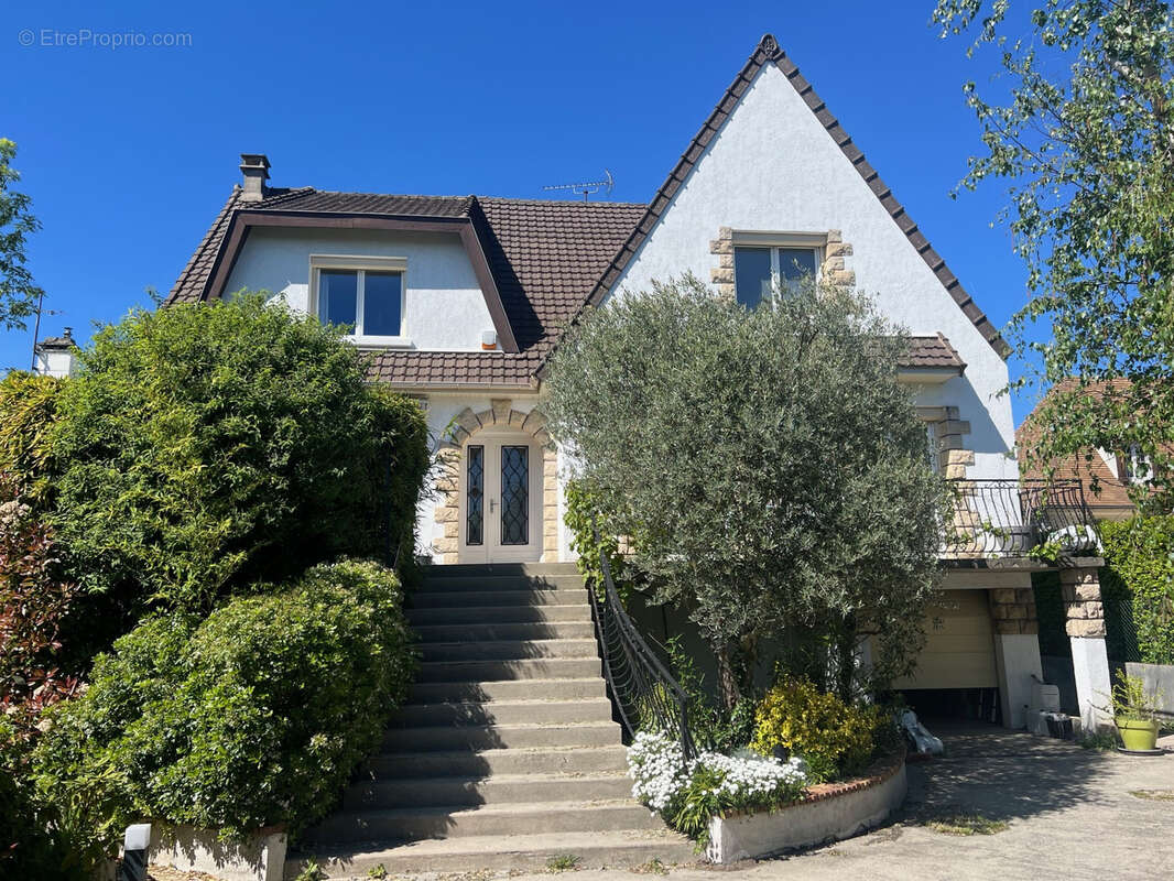 Maison à GOURNAY-SUR-MARNE