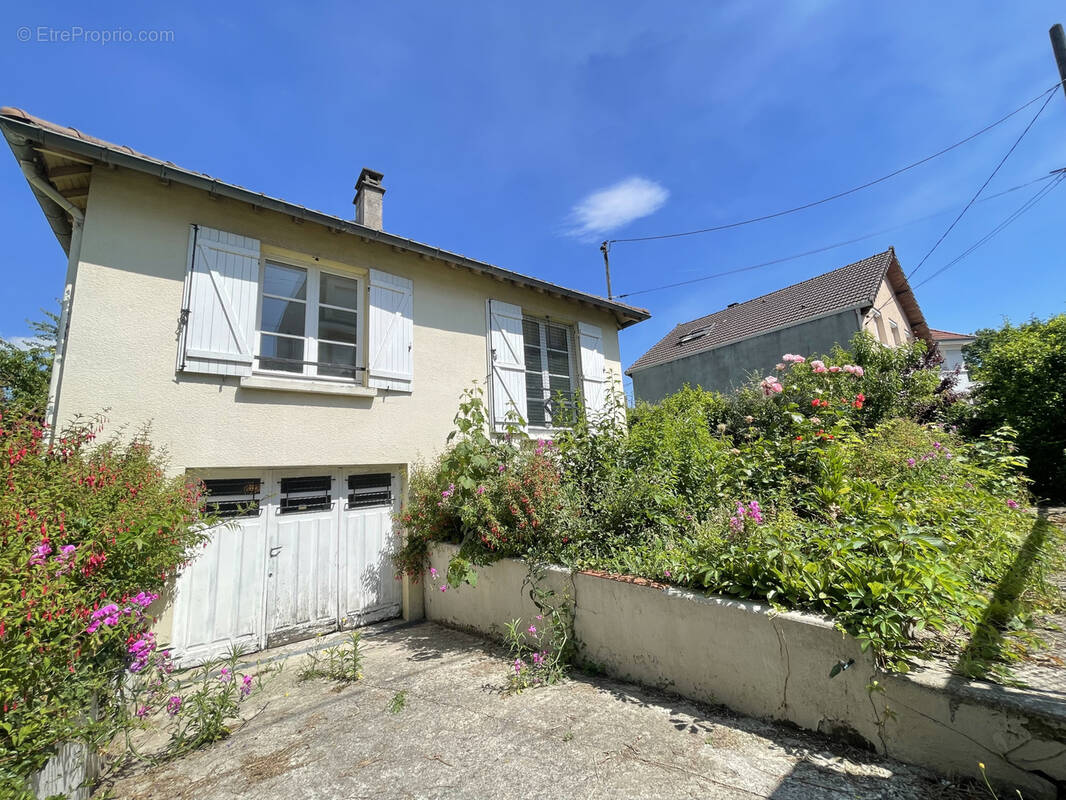 Maison à TREMBLAY-EN-FRANCE