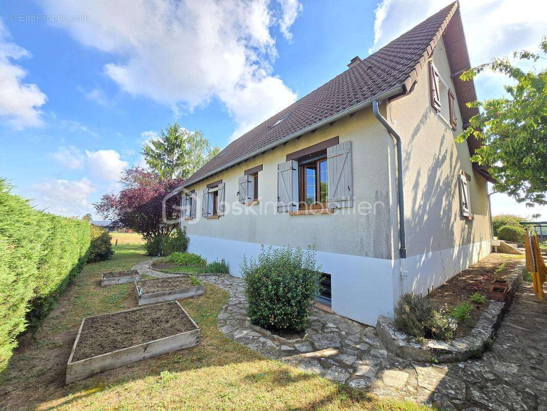 Maison à MARZY
