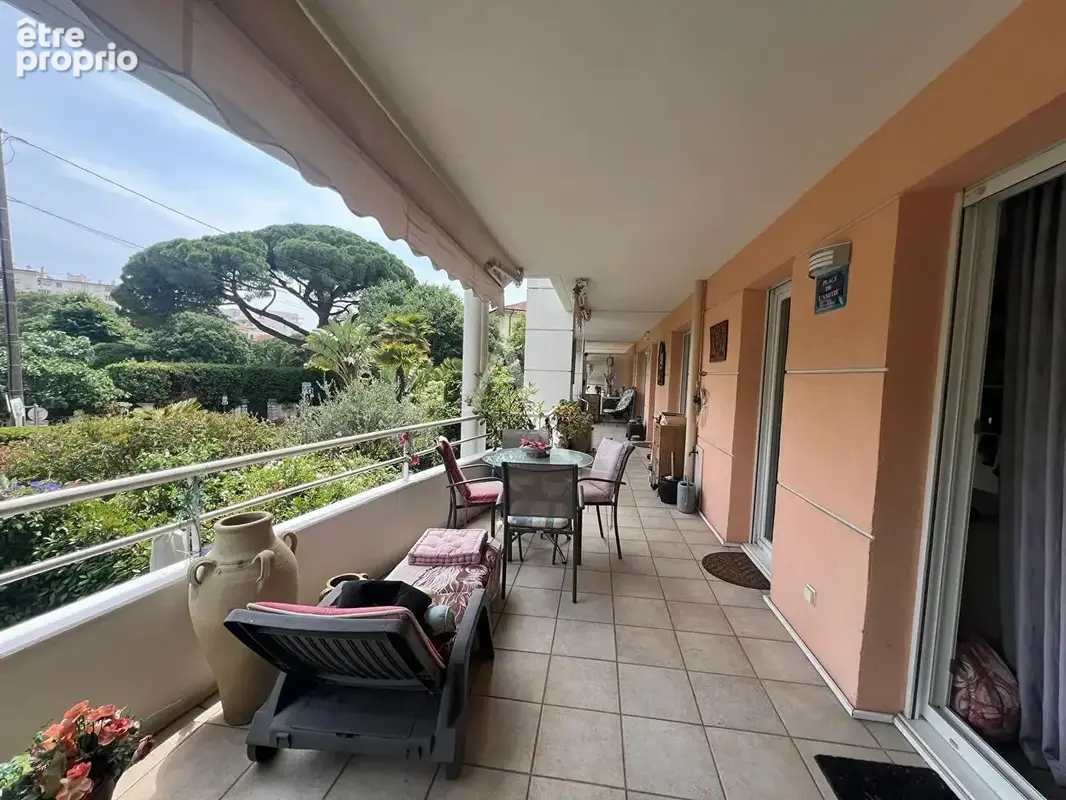 Appartement  Cannes grand 4 pièces résidence sécurisée avec  piscine - photo 3