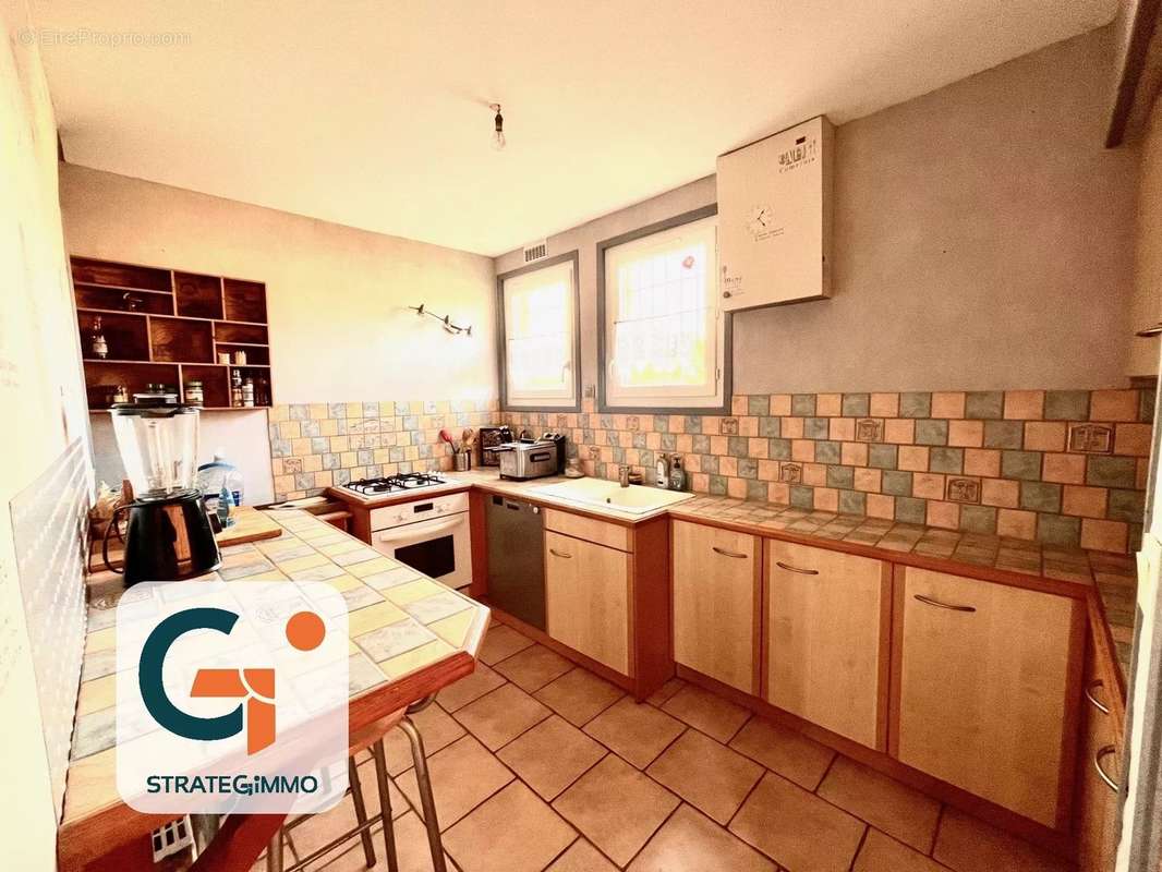 Maison à SAINT-ETIENNE-DU-ROUVRAY