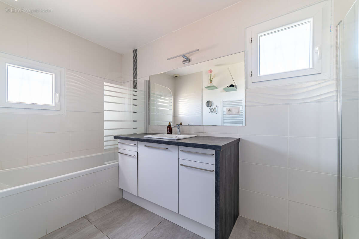 Maison à VILLENEUVE-LES-MAGUELONE