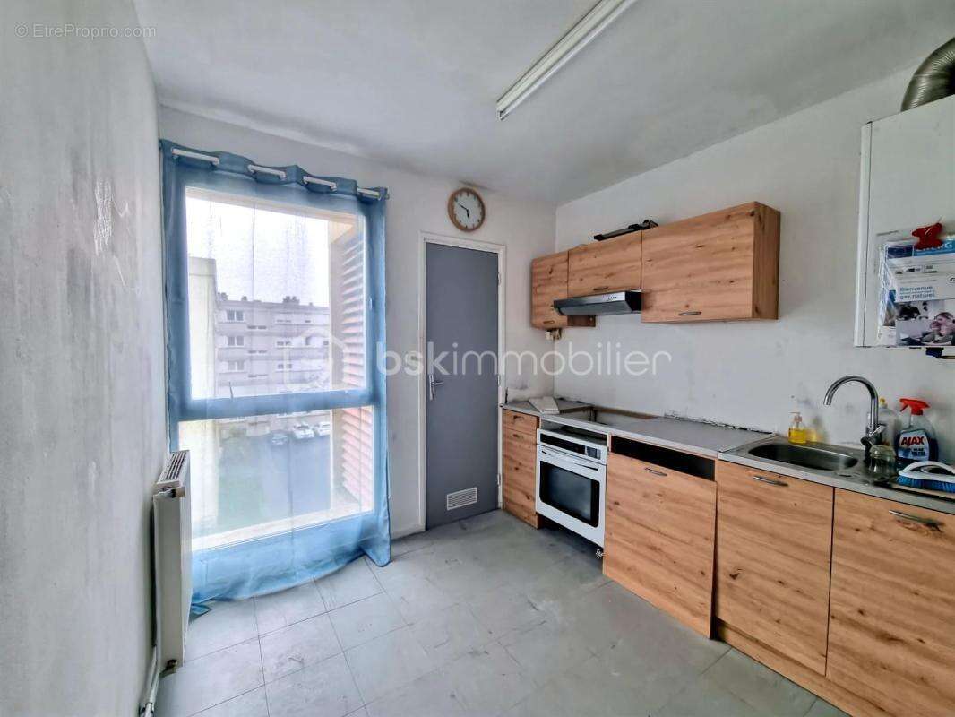 QUIMPER Ouest – Appartement T3 avec cave - 3ème étage - photo 3