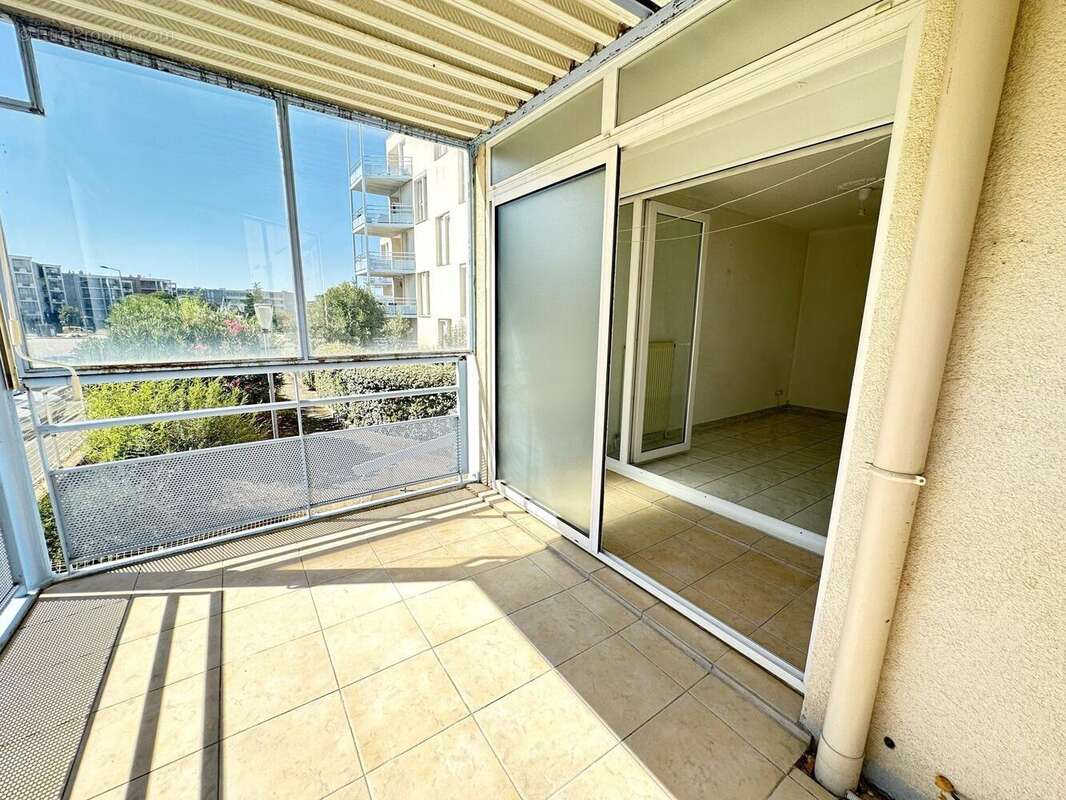 Photo 2 - Appartement à BAGNOLS-SUR-CEZE