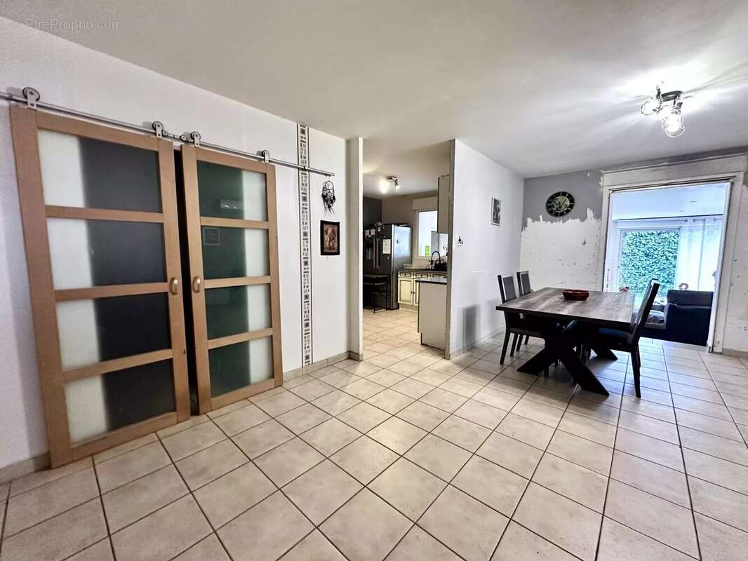 Maison à VILLELONGUE-DELS-MONTS