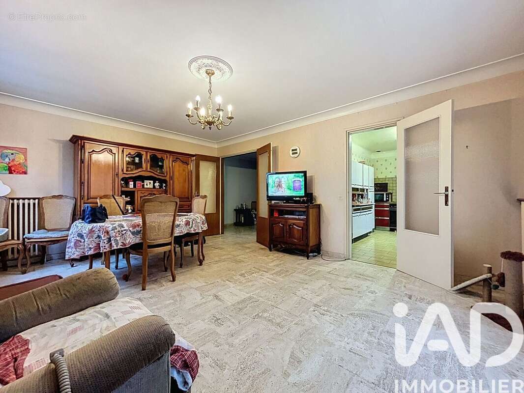 Photo 5 - Maison à SARTROUVILLE