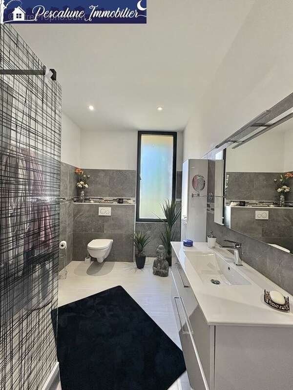 Appartement à LUNEL-VIEL